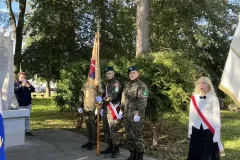 20250926_071408897_iOS