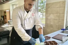 6c23abfc-133f-4ce3-b1e4-25d92bff06bd