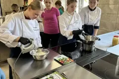 8f8a8186-4d4d-43ca-8a55-10bc21812a68