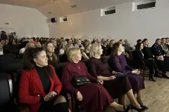 20251016_100423656_iOS