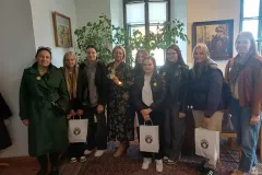 682ca53a-eb5a-4233-ada1-8df578042784