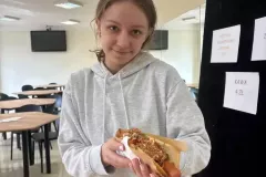 c7b8c066-dd5b-49ca-b2a2-65b2b06d9be4