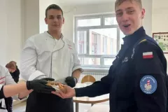 d92679dc-e760-4049-b956-632fcc7987cc