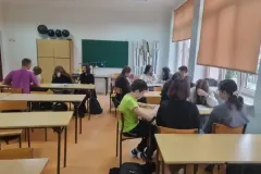 698f2fef-ae32-41ad-9b46-4b0a4b19dcdf-1