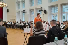 Messenger_creation_377EEE8D-5D0F-4BE6-A817-3E0F362E99B0