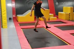 1000030573