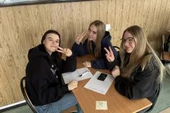 94de6dcb-ab0c-4c3f-935f-9d64fb480f90