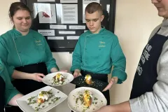 7e988402-2678-40c3-b26a-8fa23a2b2fe9