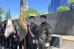 20250527_100219262_iOS