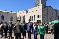 20250527_110215064_iOS