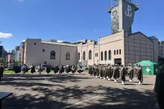 20250527_113403024_iOS