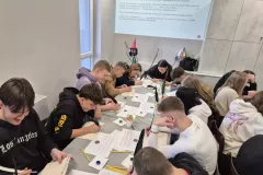 e016d7b9-0956-4c06-9830-d7ce0e8bb7fb