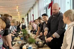 24b05558-df83-4846-b19c-70b9690f3f7a